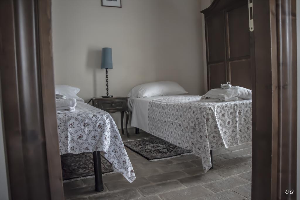 Mons Major Relais Villa Montemaggiore al Metauro Rum bild